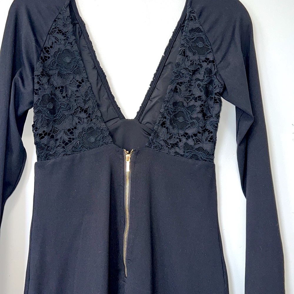 BEBE form fitting dress - Picture 7 of 9